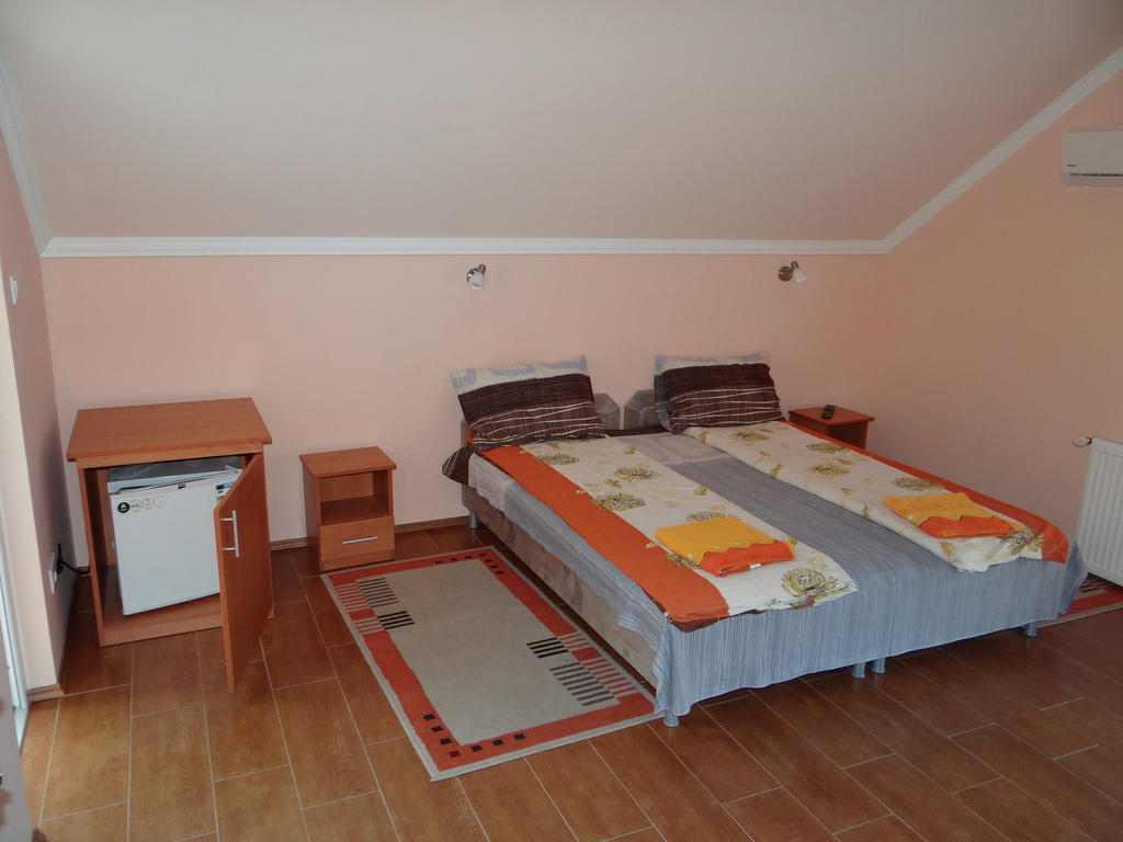 Marinica Apartman Hajdúszoboszló Δωμάτιο φωτογραφία