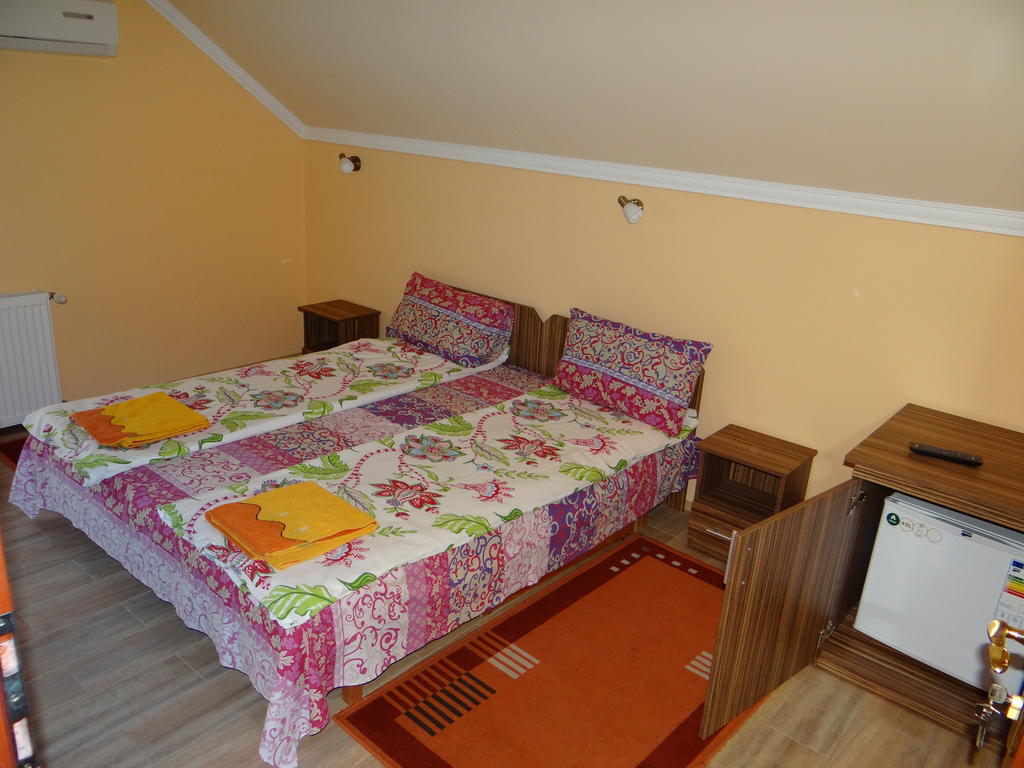 Marinica Apartman Hajdúszoboszló Δωμάτιο φωτογραφία