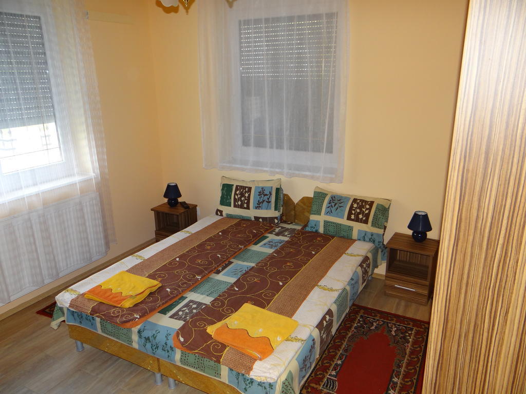 Marinica Apartman Hajdúszoboszló Εξωτερικό φωτογραφία